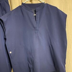 Figs navy Rafaela top (s) and jogger high rise med/tall $60